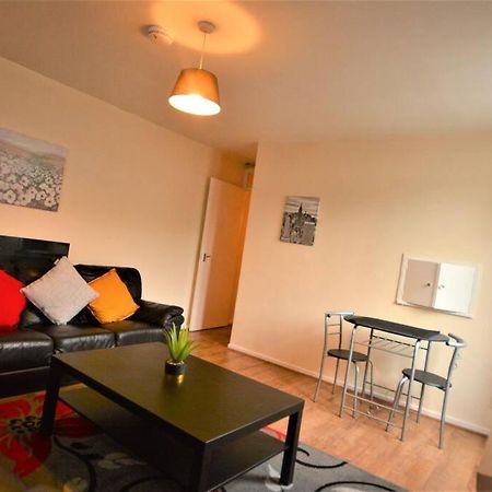 Spacious 2Bedroom Condo With Patio By Excel Centre London Ngoại thất bức ảnh