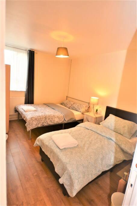 Spacious 2Bedroom Condo With Patio By Excel Centre London Ngoại thất bức ảnh